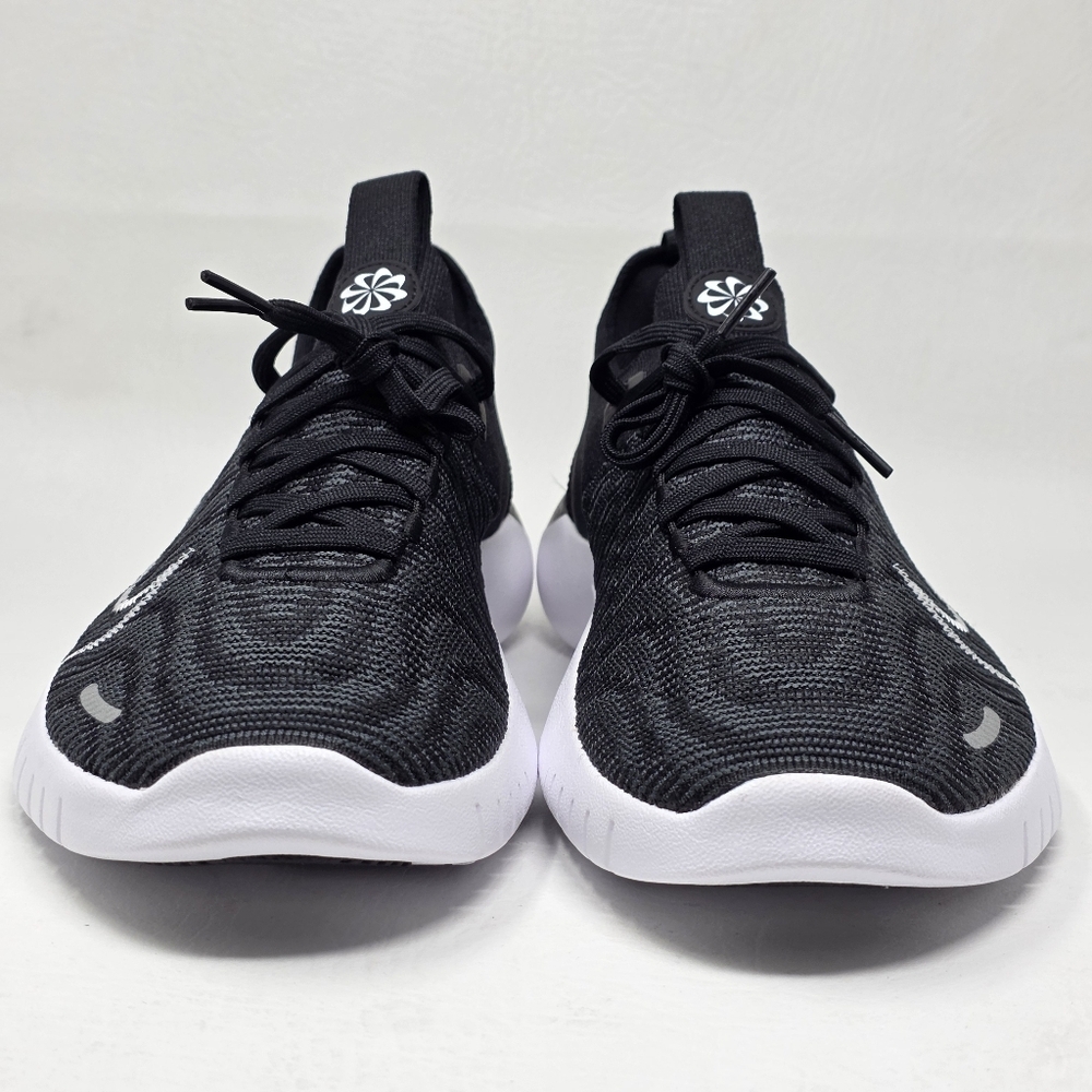 Nike Free Run Flyknit Black White Running Sneaker FB1276-002 Men's Size 10 New - Picture 8 of 11
